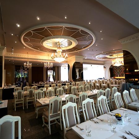 בנגקוק Royal Benja Hotel מראה חיצוני תמונה Interior of the restaurant